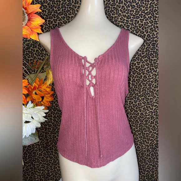 🌻5/$25🌻CHARLOTTE RUSSE Dusty Pink Ribbed Lace-Up Cropped Tank Top | X-SMALL | - Picture 2 of 6